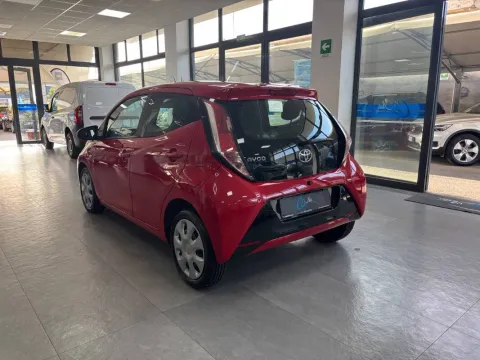Toyota Aygo 5p 1.0 x-cite my15 - Immagine 4