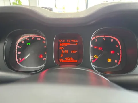 Fiat Panda 1.0 firefly hybrid City Cross s&s 70cv 5p.ti - Immagine 11