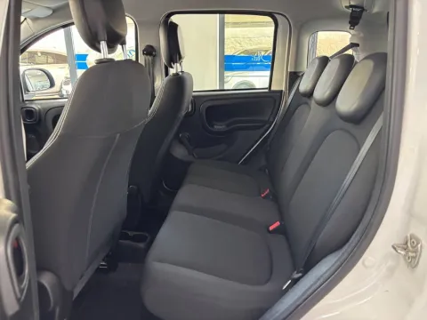 Fiat Panda 1.0 firefly hybrid City Cross s&s 70cv 5p.ti - Immagine 13