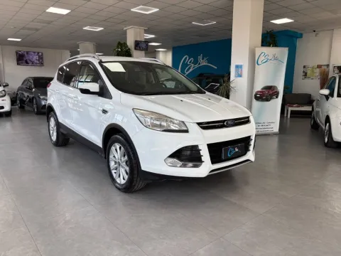 Ford Kuga 2.0 tdci Titanium 2wd s&s 120cv E6 - Immagine 1