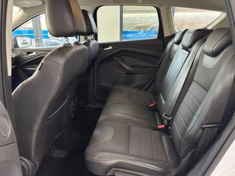 Ford Kuga 2.0 tdci Titanium 2wd s&s 120cv E6 - Immagine 13