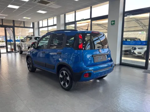 Fiat Panda 1.0 firefly hybrid City Life s&s 70cv 5p.ti - Immagine 4