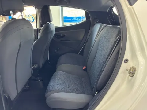 Lancia Ypsilon 1.0 firefly hybrid UnYca s&s 70cv - Immagine 9