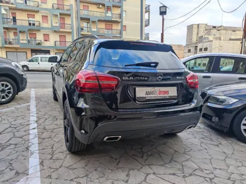 Mercedes GLA 200 d Premium 4matic auto - Immagine 7