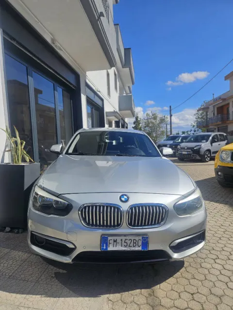 BMW 116d Advantage 5p - Immagine 2
