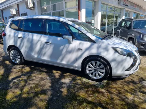 Opel Zafira Tourer 1.6 t Cosmo ecoM 150cv - Immagine 6