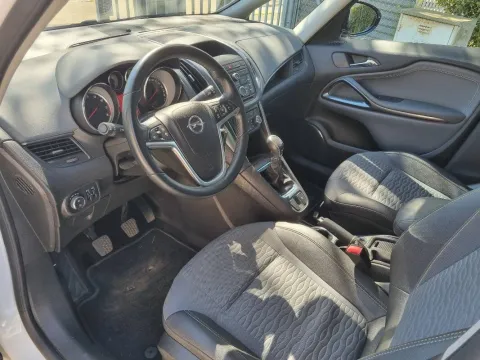 Opel Zafira Tourer 1.6 t Cosmo ecoM 150cv - Immagine 9
