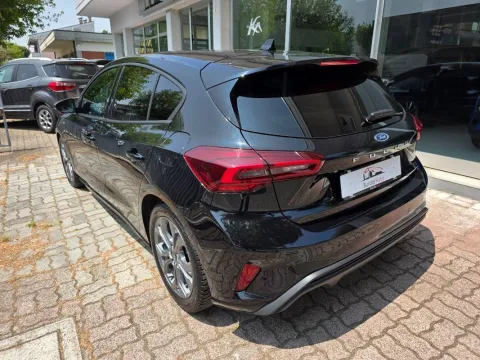 Ford Focus 1.5 ecoblue ST-Line 115cv auto - Immagine 3