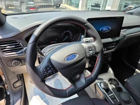 Ford Focus 1.5 ecoblue ST-Line 115cv auto - Immagine 10