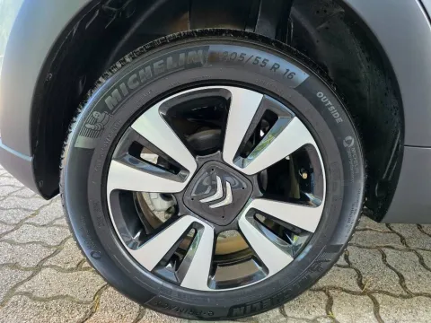 Citroen C3 1.2 puretech Max s&s 110cv - Immagine 22