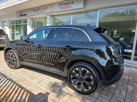 Fiat 600 1.2 hybrid La Prima 110cv auto - Immagine 2