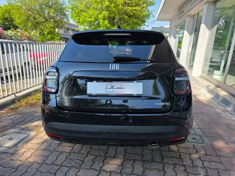 Fiat 600 1.2 hybrid La Prima 110cv auto - Immagine 4
