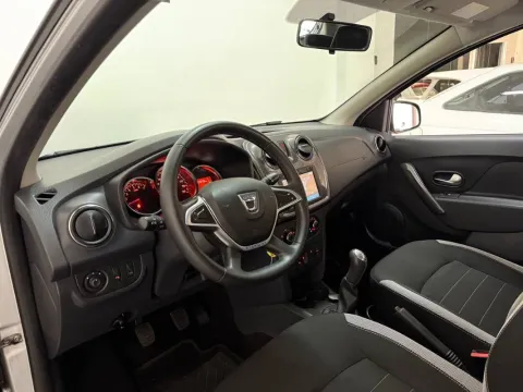 Dacia Sandero Stepway 0.9 tce s&s 90cv - Immagine 11