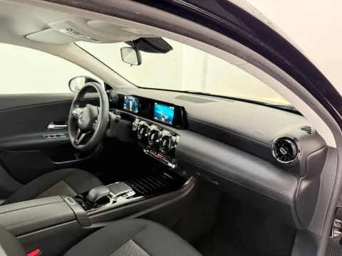 Mercedes A 180 Business auto - Immagine 13