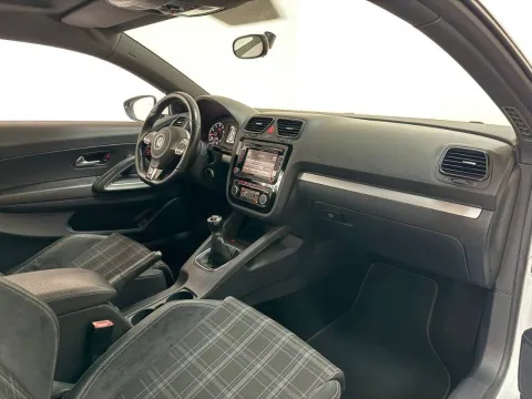 Volkswagen Scirocco 2.0 tsi Edition - Immagine 13