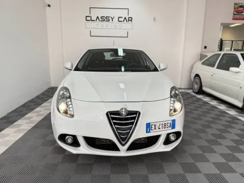 Alfa Romeo Giulietta 1.6 jtdm Exclusive E5+ - Immagine 3