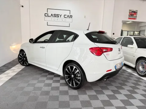 Alfa Romeo Giulietta 1.6 jtdm Exclusive E5+ - Immagine 6