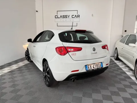 Alfa Romeo Giulietta 1.6 jtdm Exclusive E5+ - Immagine 7