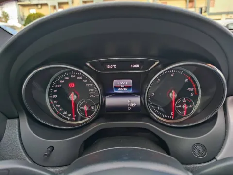 Mercedes GLA 200 d Premium 4matic auto - Immagine 19