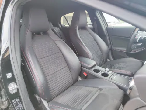 Mercedes GLA 200 d Premium 4matic auto - Immagine 20