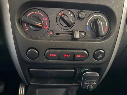 Suzuki Jimny 1.3 16v JLX+ 4wd - Immagine 18
