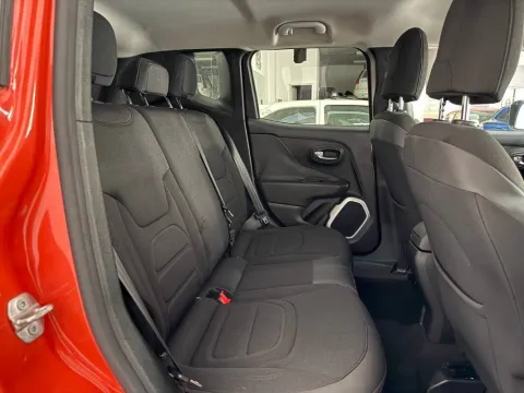 Jeep Renegade 1.6 mjt Limited fwd 120cv - Immagine 18
