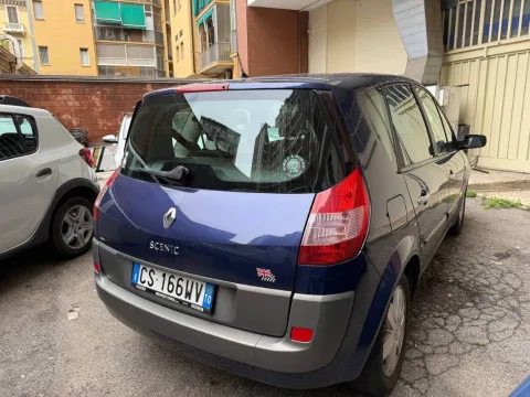 Renault Scenic 1.6 16v Confort Authentique - Immagine 3