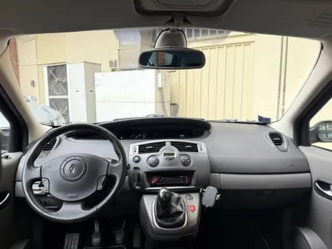 Renault Scenic 1.6 16v Confort Authentique - Immagine 6