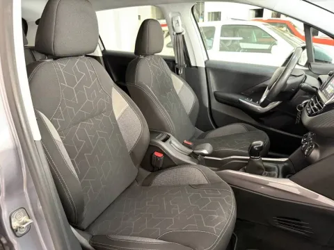 Peugeot 2008 1.6 bluehdi Active 100cv my16 - Immagine 21