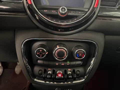 Mini Mini Clubman 1.5 One D Business - Immagine 24