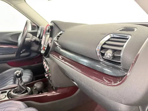 Mini Mini Clubman 1.5 One D Business - Immagine 31