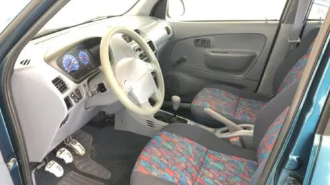 Daihatsu Terios 1.3 DX - Immagine 10