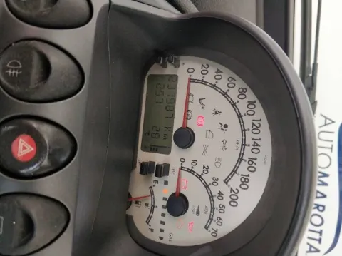 Fiat Multipla 1.6 16v natural power Dynamic - Immagine 15
