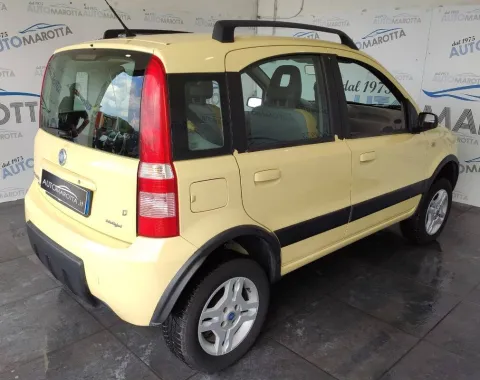 Fiat Panda 1.3 mjt 16v Climbing 4x4 - Immagine 4