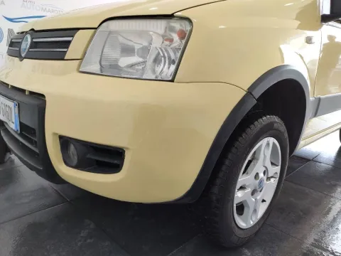 Fiat Panda 1.3 mjt 16v Climbing 4x4 - Immagine 7