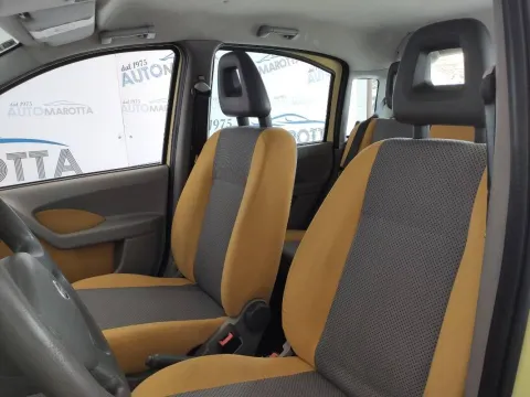 Fiat Panda 1.3 mjt 16v Climbing 4x4 - Immagine 12