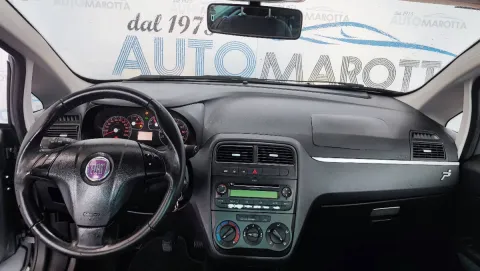 Fiat Grande Punto 3p 1.2 Dynamic 65cv - Immagine 8