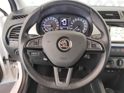Skoda Fabia 1.4 tdi Executive 90cv - Immagine 11