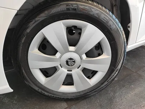 Skoda Fabia 1.4 tdi Executive 90cv - Immagine 20