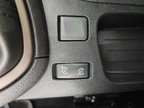 Renault Clio Sporter 1.5 dci energy Intens 90cv - Immagine 17