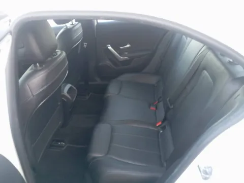 Mercedes A 200 d Sport auto - Immagine 13