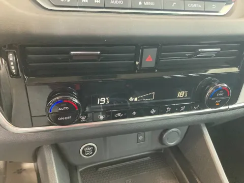 Nissan Qashqai 1.3 mhev N-Connecta 2wd 158cv xtronic - Immagine 23