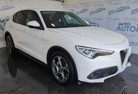 Alfa Romeo Stelvio 2.2 t Executive rwd 180cv auto - Immagine 4