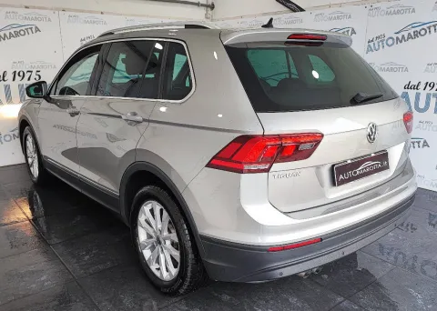 Volkswagen Tiguan 1.6 tdi Business 115cv - Immagine 7