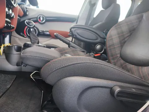 Mini Mini 1.5 Cooper D Hype Seven 5p auto - Immagine 22