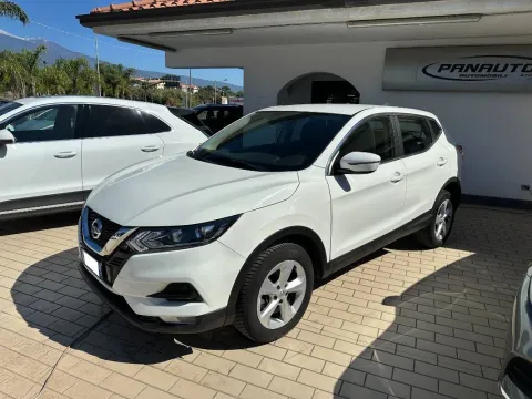 Nissan Qashqai 1.5 dci Business 115cv - Immagine 3