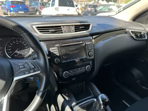 Nissan Qashqai 1.5 dci Business 115cv - Immagine 14