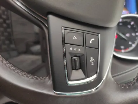 Maserati Levante 3.0 V6 275cv auto - Immagine 18
