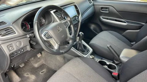 Mitsubishi L200 cl.cab 2.3d Inform 4wd 150cv - Immagine 6