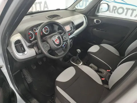Fiat 500L 1.3 mjt Lounge 85cv - Immagine 10